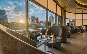 Radisson Blu Gautrain Hotel, Sandton Johannesburg